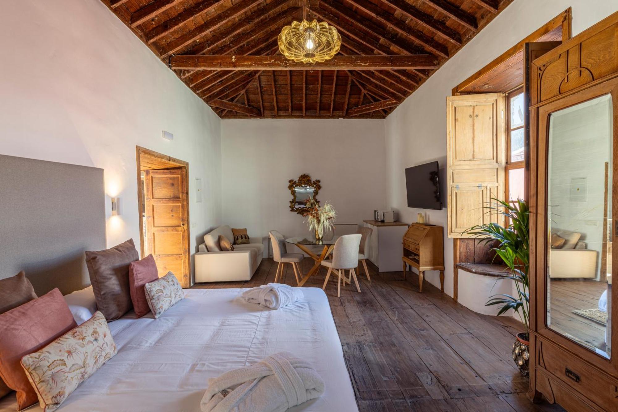 فندق La Casa De La Camelia لا لاغونا المظهر الخارجي الصورة