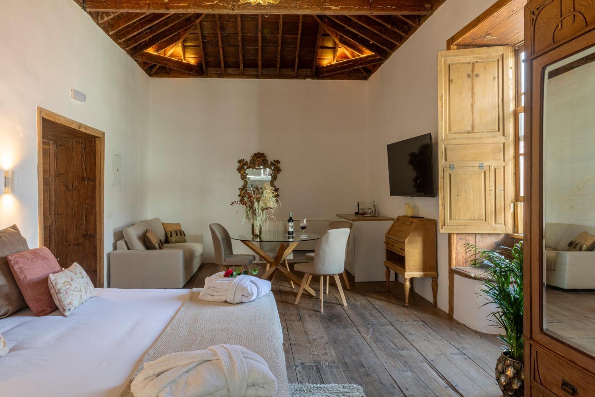 فندق La Casa De La Camelia لا لاغونا المظهر الخارجي الصورة