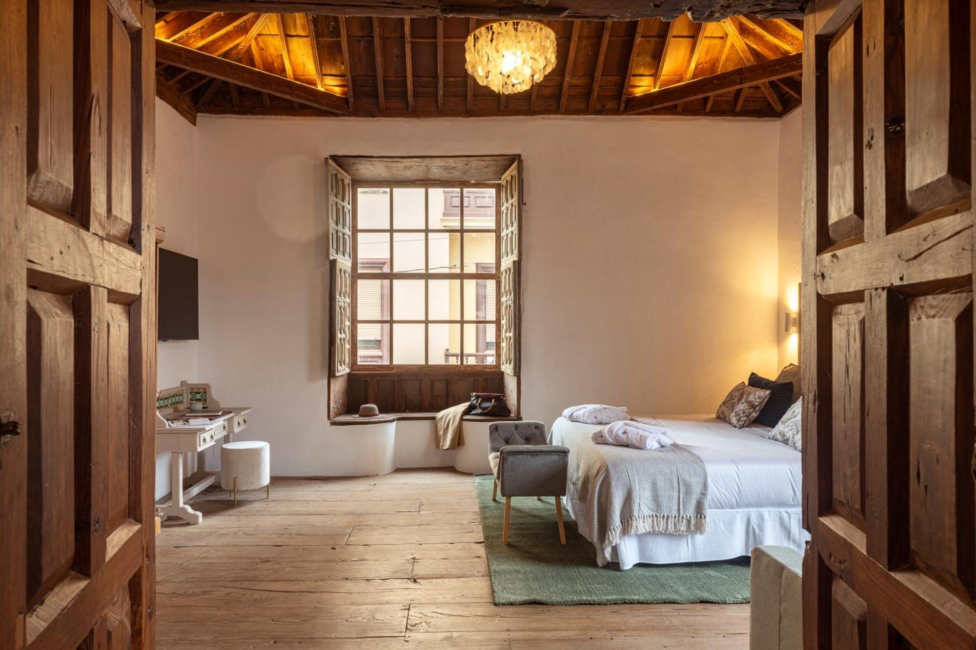 فندق La Casa De La Camelia لا لاغونا المظهر الخارجي الصورة