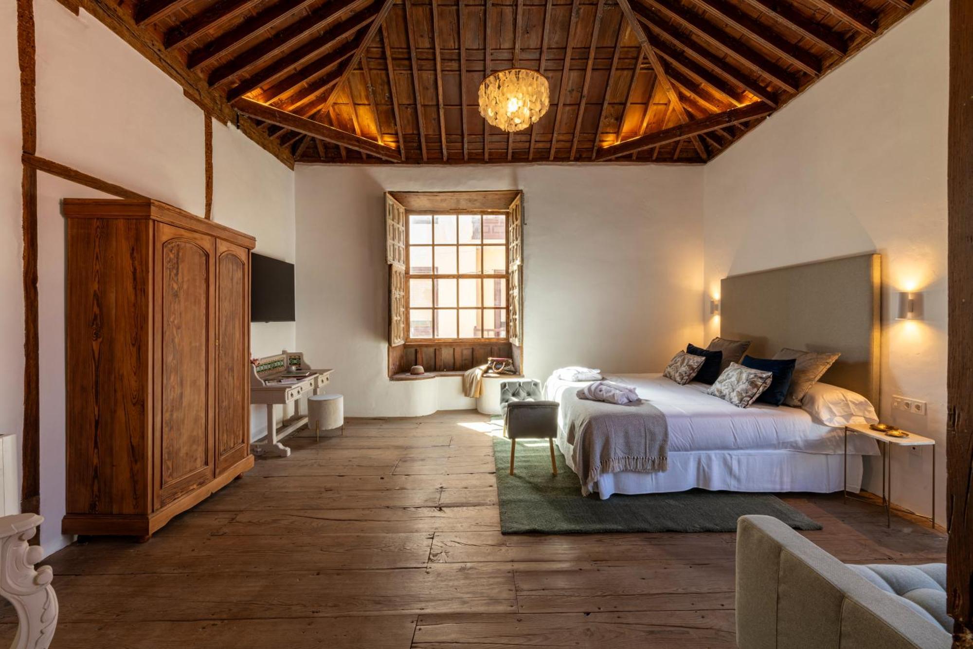 فندق La Casa De La Camelia لا لاغونا المظهر الخارجي الصورة